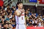 打满24分钟！徐杰半场8中4拿到9分7板6助3断